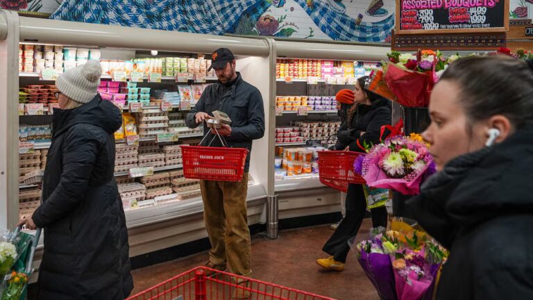 February Inflation Unchanged Before Iran Conflict Triggered Gas Price Spike 5