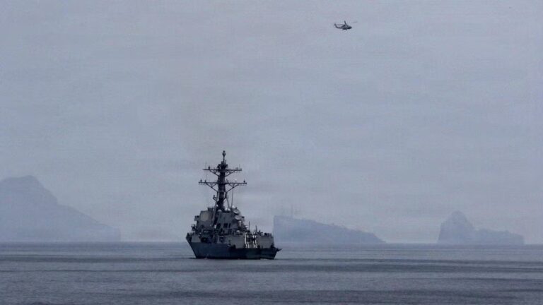 US Naval Options for an Iranian Port Blockade via Hormuz 18