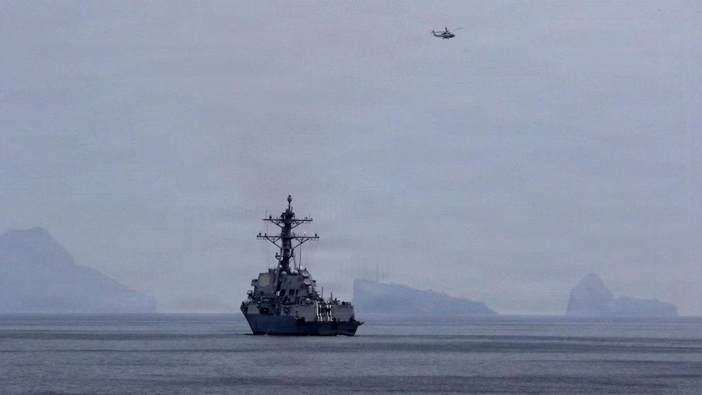 US Naval Options for an Iranian Port Blockade via Hormuz 6