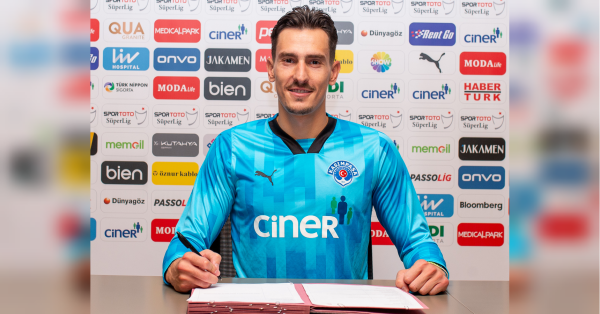 Former Greek national team goalkeeper scores miracle goal&hellip;