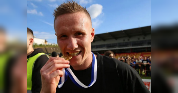 Footballer's wife dies a few days after giving birth to daughter (photo)