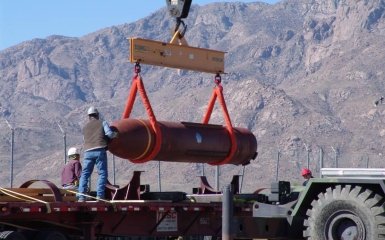 US and Israel attack Iran with giant bunker-busting bombs 1