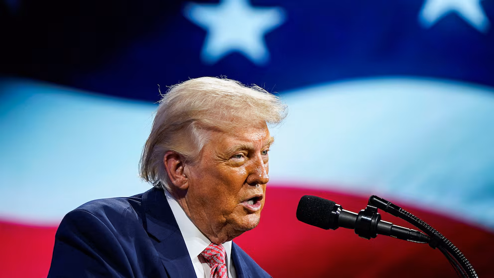 Trump's $300M Campaign Fund: Midterms and 2028. Strategy? 6