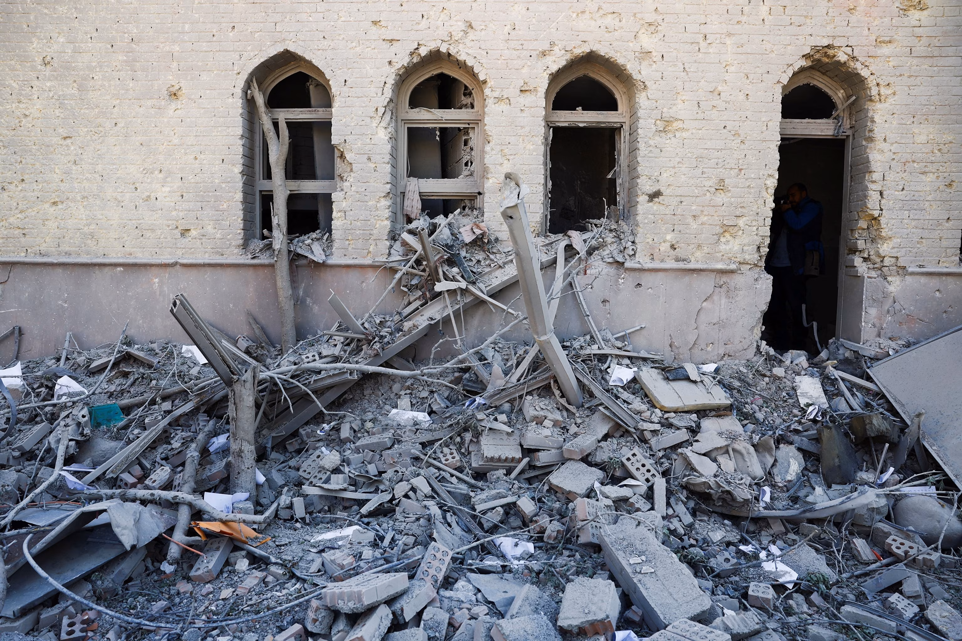 Bombing persists, regime clings; Iranians feel stuck. 9