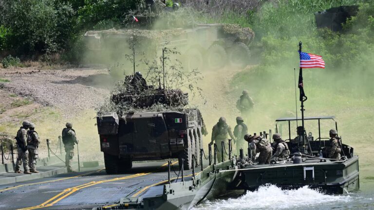 White House Eyes Penalties for NATO Partners Accused of Iran War Non-Assistance: Source 6