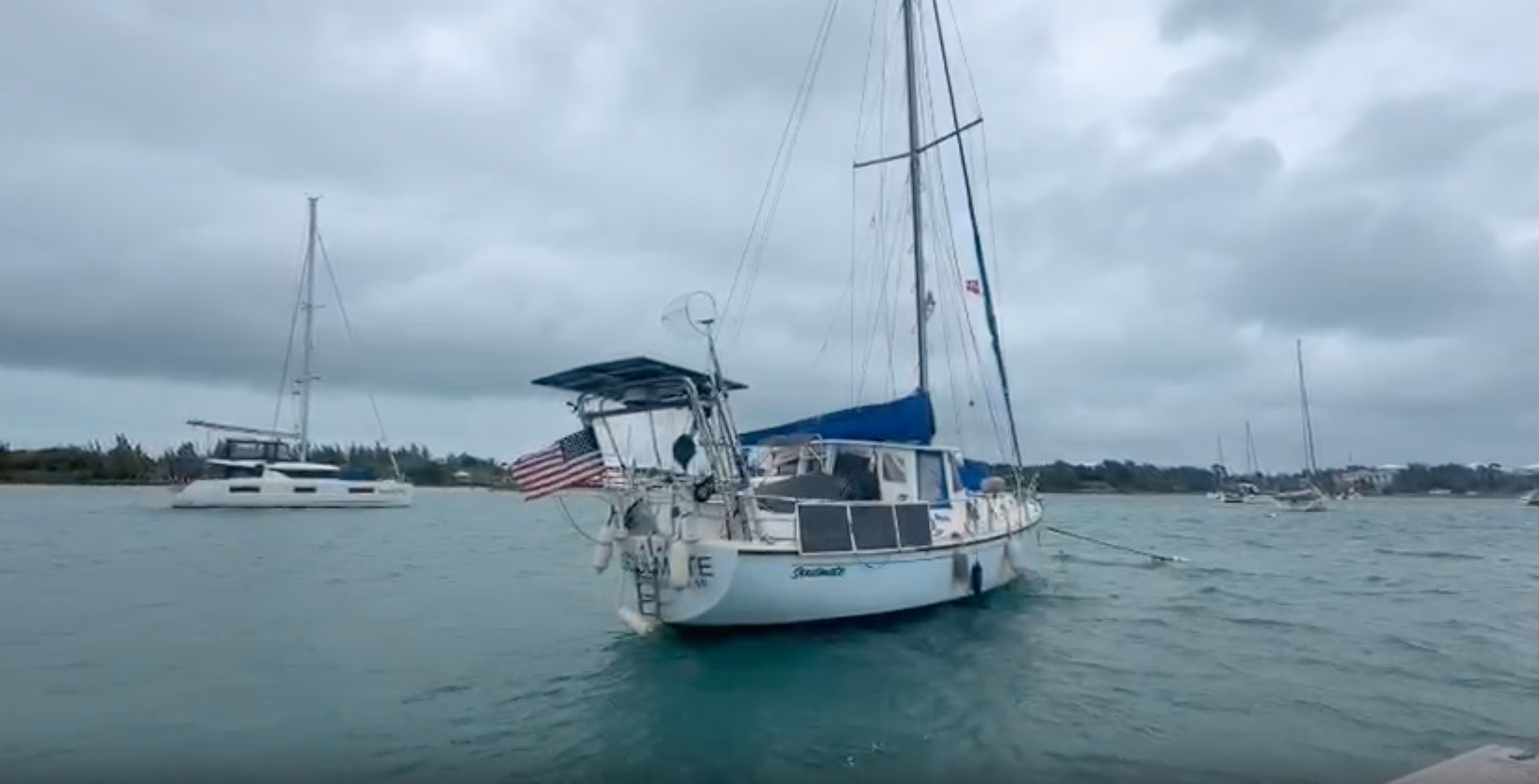 Husband detained following disappearance; wife allegedly fell from boat in Bahamas, say authorities. 7