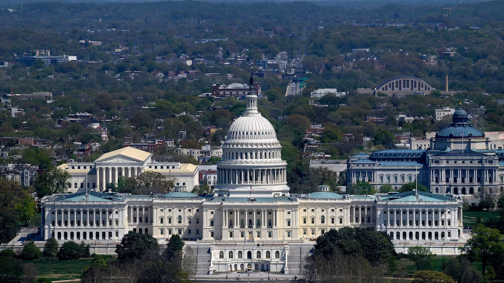 Ethics Panel Asks Misconduct Victims to Reach Out Following Lawmaker Exits 3