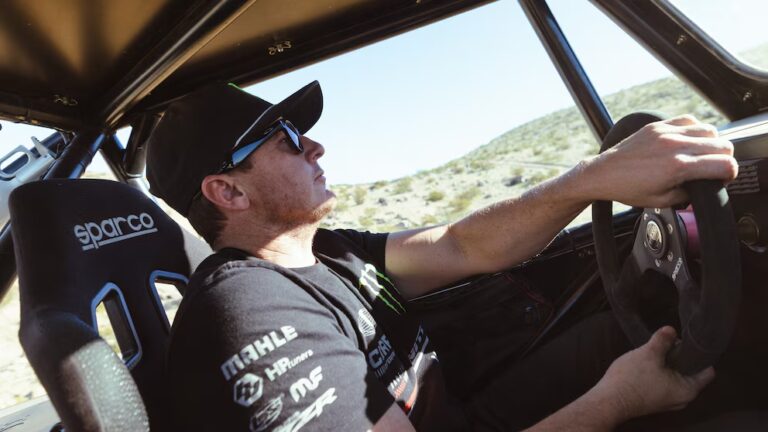 "Monster in the Making": Casey Currie Talks Building His 700-HP Off-Road Jeep 8