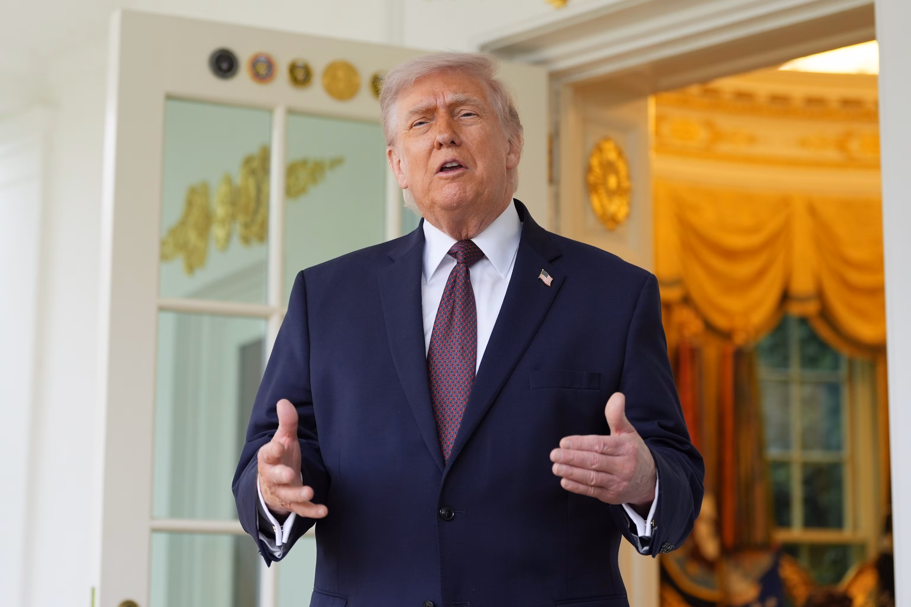 Swalwell Quits, Trump Backs Rival: Dems Gain Ground in California Governor's Election 9