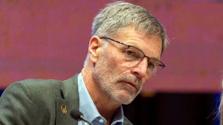 Wyoming governor signs 'fetal heartbeat' abortion ban into law 4