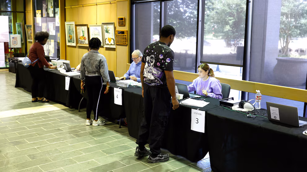 Louisiana residents express concern over voter bewilderment following postponed House primary elections 6