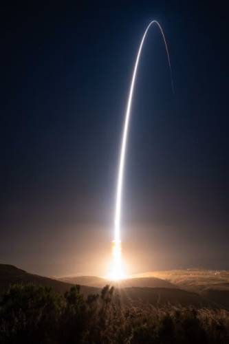 The US successfully tested the Minuteman III intercontinental ballistic missile 6