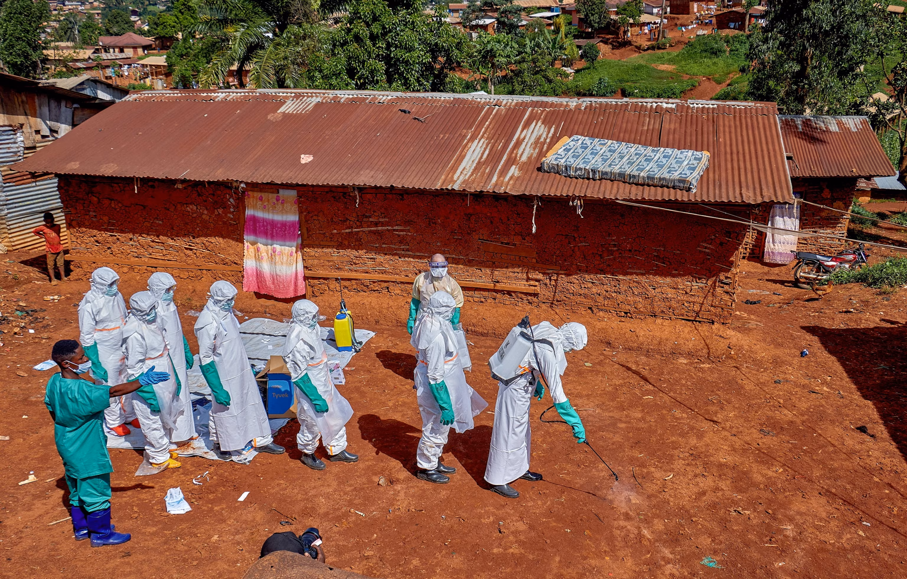 IRC: Ebola Threatens to Be "Most Lethal Ever" 6