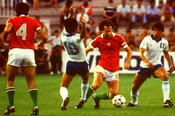 Famous football player who became an Olympic champion has died (photo) 9
