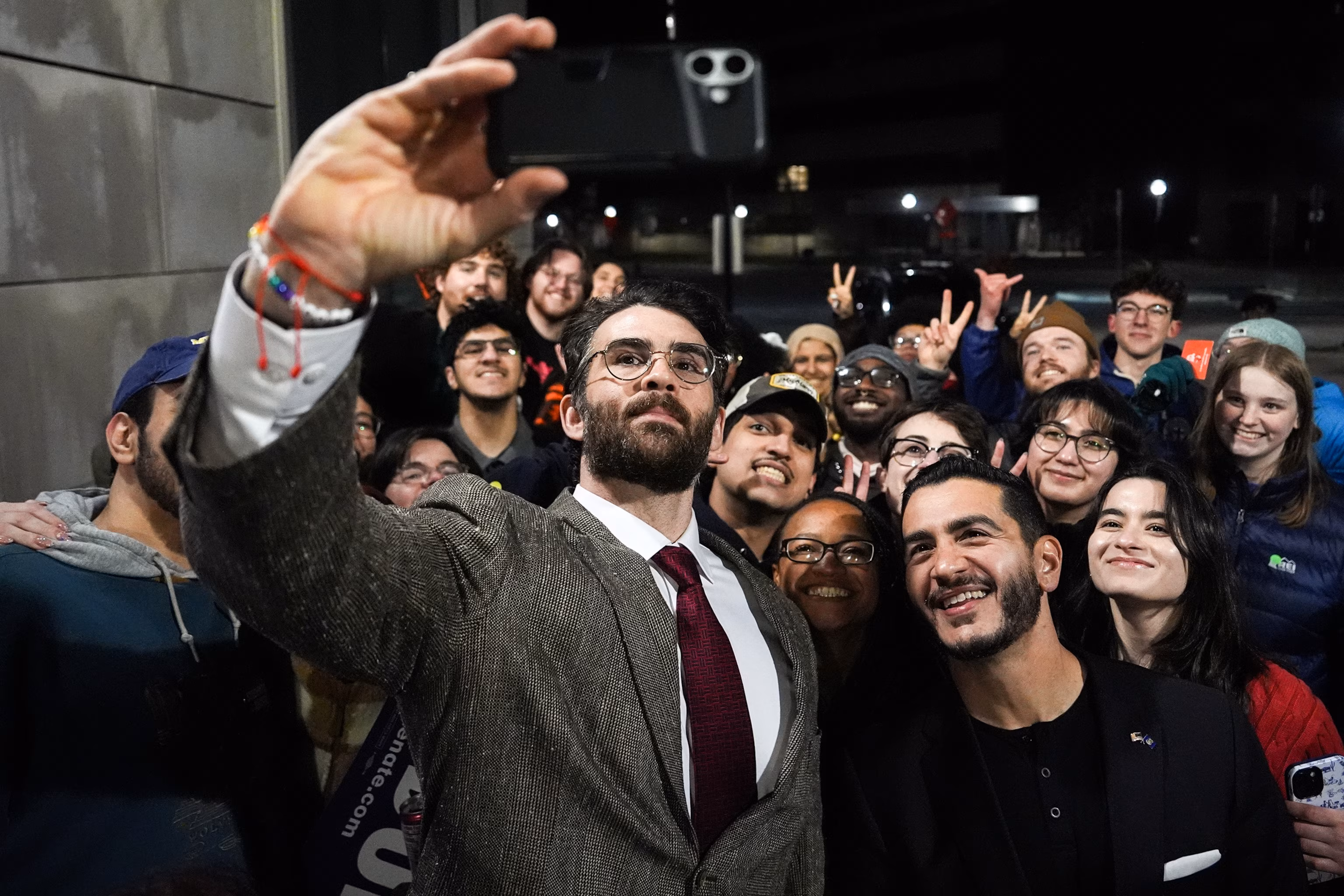 AIPAC's Backing: A Wedge in Democratic Contests 5