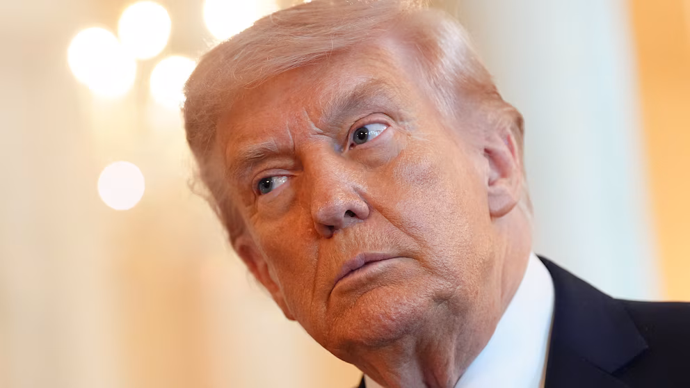 Trump's Endorsements Topple Several Indiana GOP Senators After Redistricting Clash, AP Says 4