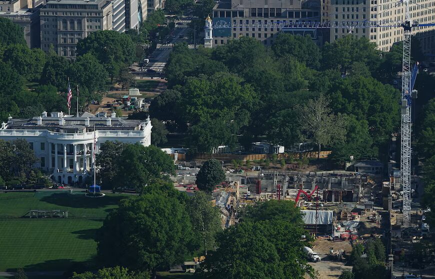 Trump Justifies Ballroom Project’s $400M Cost