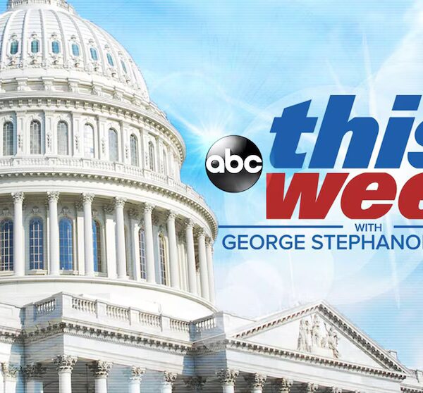 Casa Blanca Director del NEC Kevin Hassett y Senador Cory Booker (D-N.J.), domingo en&hellip;