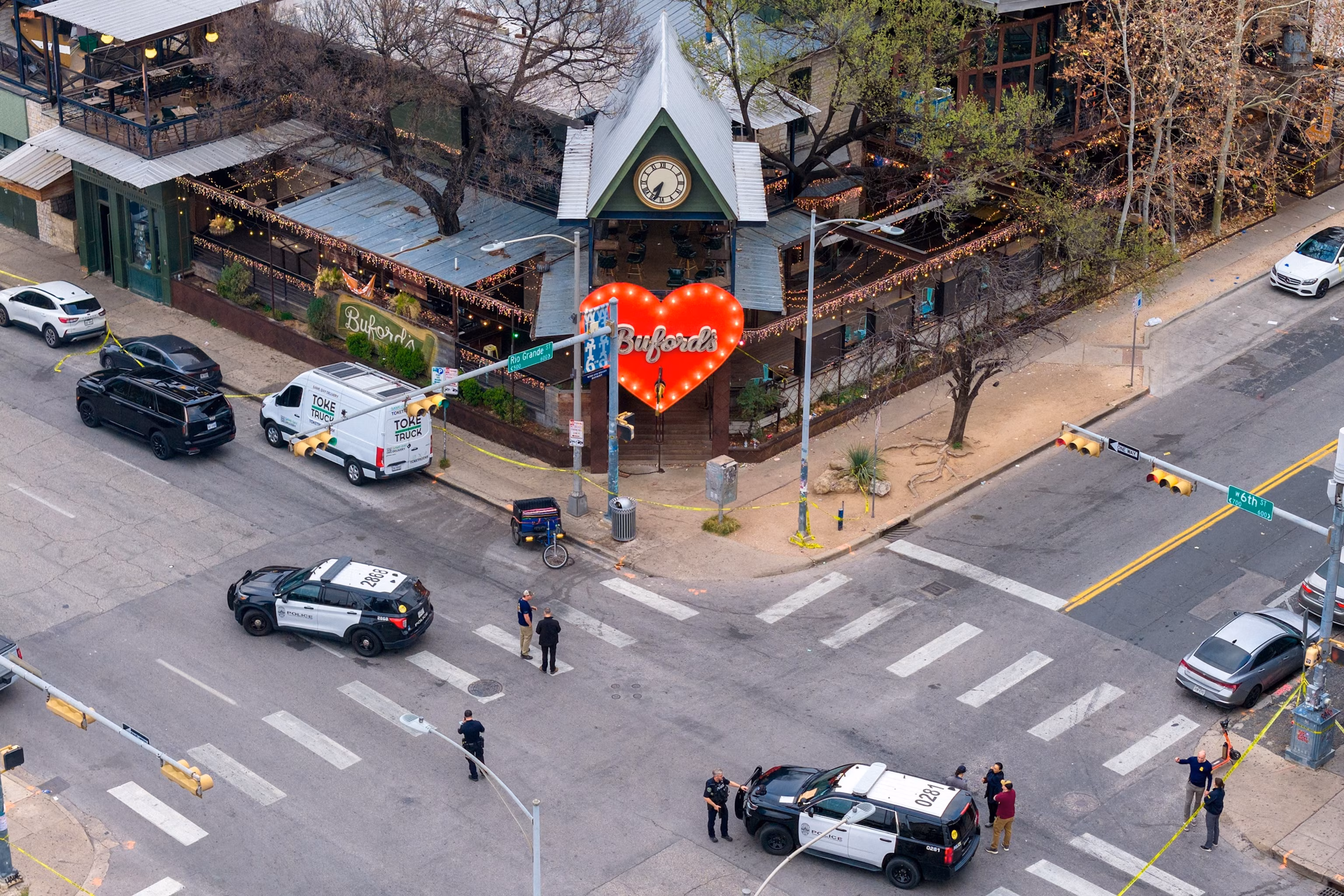 FBI: No Ties Found Between Austin Shooter and Foreign Terror Group 6