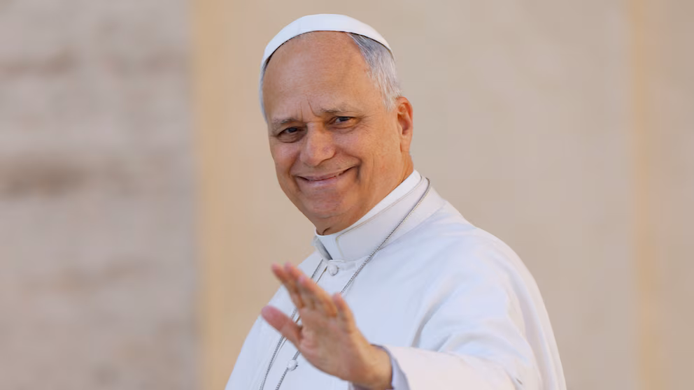 US Likes Pope Leo, Dislikes Trump's Jesus Comment: Survey Finds 6