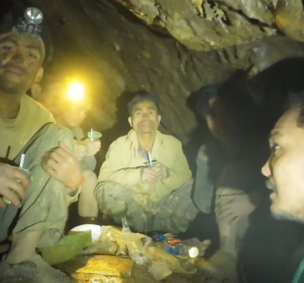 HOME 22 More divers reach Laos to explore narrow caverns in urgent search for 2 locals.