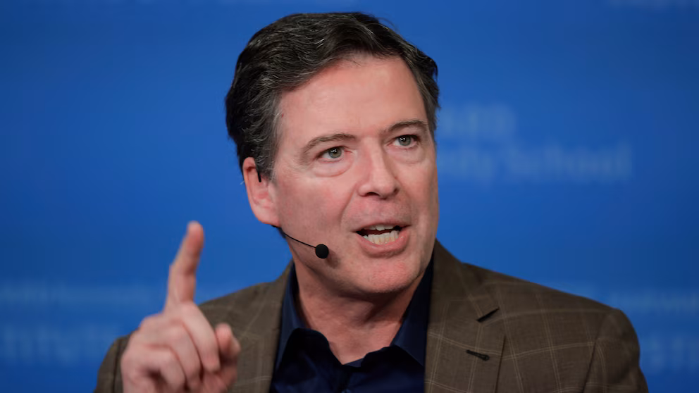Prosecutor in charge of ex-FBI chief Comey's 'seashells' investigation steps down without reason 2