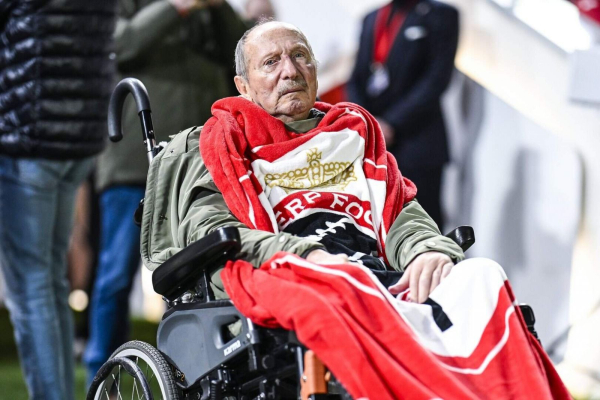 Famous football player who became an Olympic champion has died (photo) 7