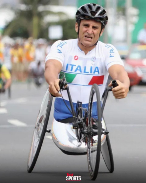 Former Formula 1 driver, who became a four-time Paralympic champion without both legs, has died (photo) 8