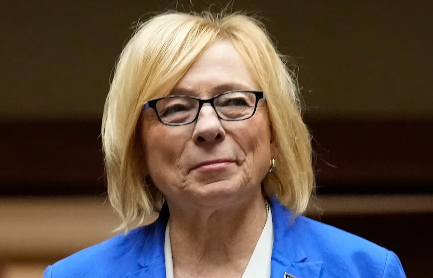 Mills Halts Senate Bid