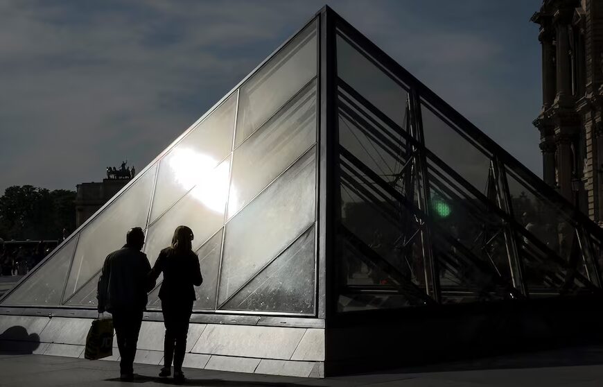 Paris Police Detain Suspect: Louvre Possibly Targeted in Terror Plot