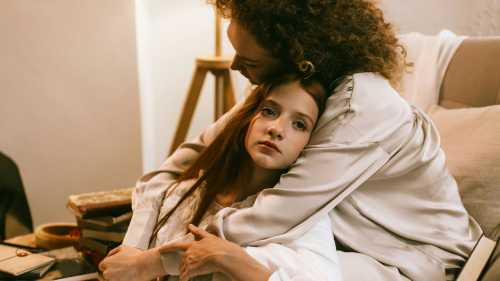“My 14-Year-Old Daughter Hit Me.” A Brutal Story About How We Raise Our Own Executioners 5