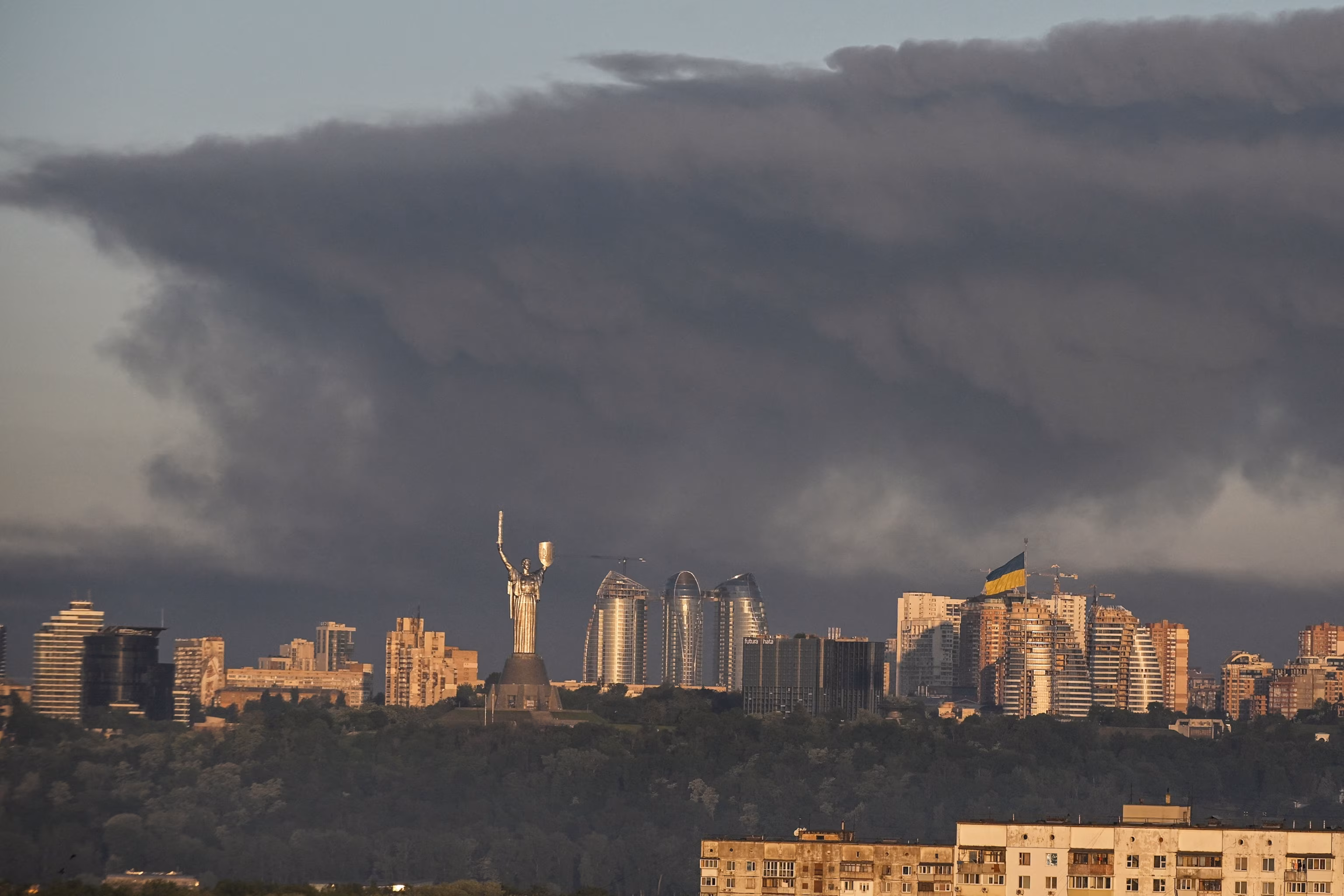 Kyiv Hit by Devastating Russian Missile Strike, President Reports 8