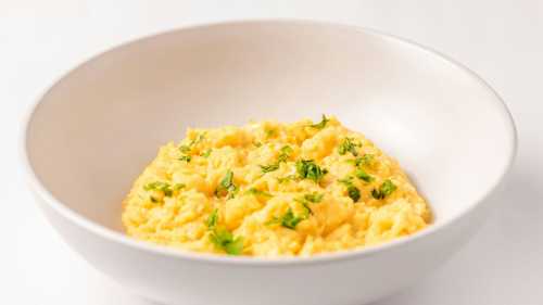 The hotel employee showed the process of making scrambled eggs (after that, you only want to drink black coffee) 1