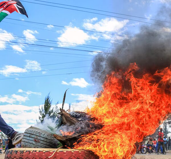 Demonstrations against American Ebola center in Kenya result in fatalities