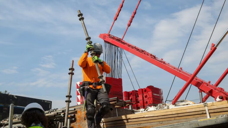 Employment surges beyond forecasts, speeding up in May amidst Iran conflict 1