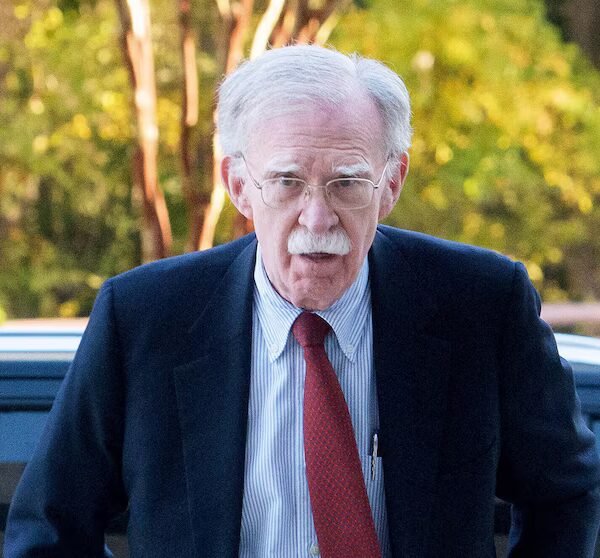 Ex- asesor de Trump, John Bolton, previsiblemente se declarará culpable por manejo indebido de&hellip;