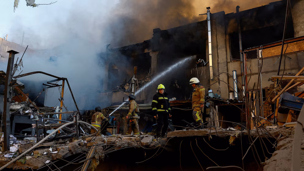 Several Republicans vote with Democrats on Ukraine aid, Russia sanctions bill 4