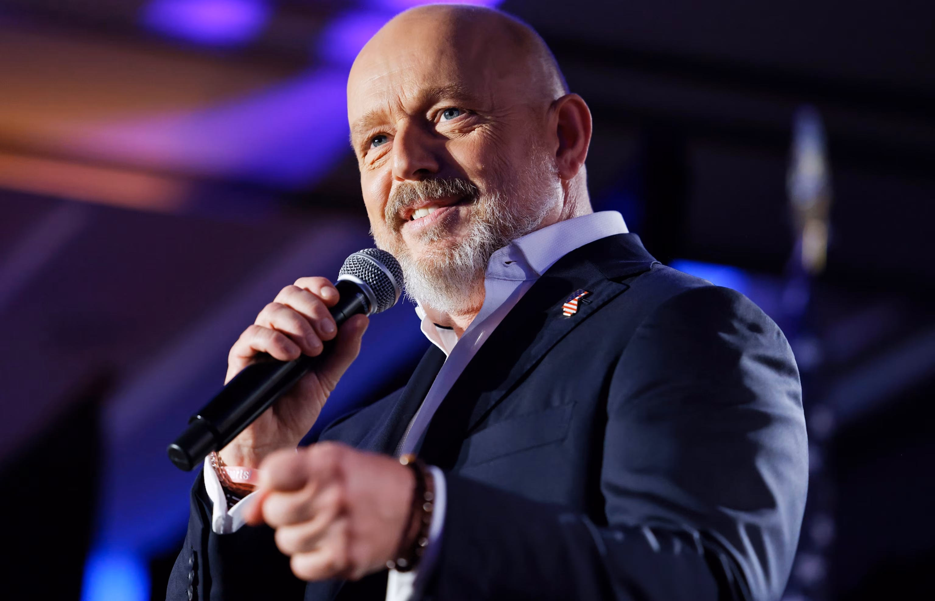 Le démocrate Xavier Becerra se qualifie pour l'élection générale dans la course au poste de gouverneur de Californie, projette l'AP 7