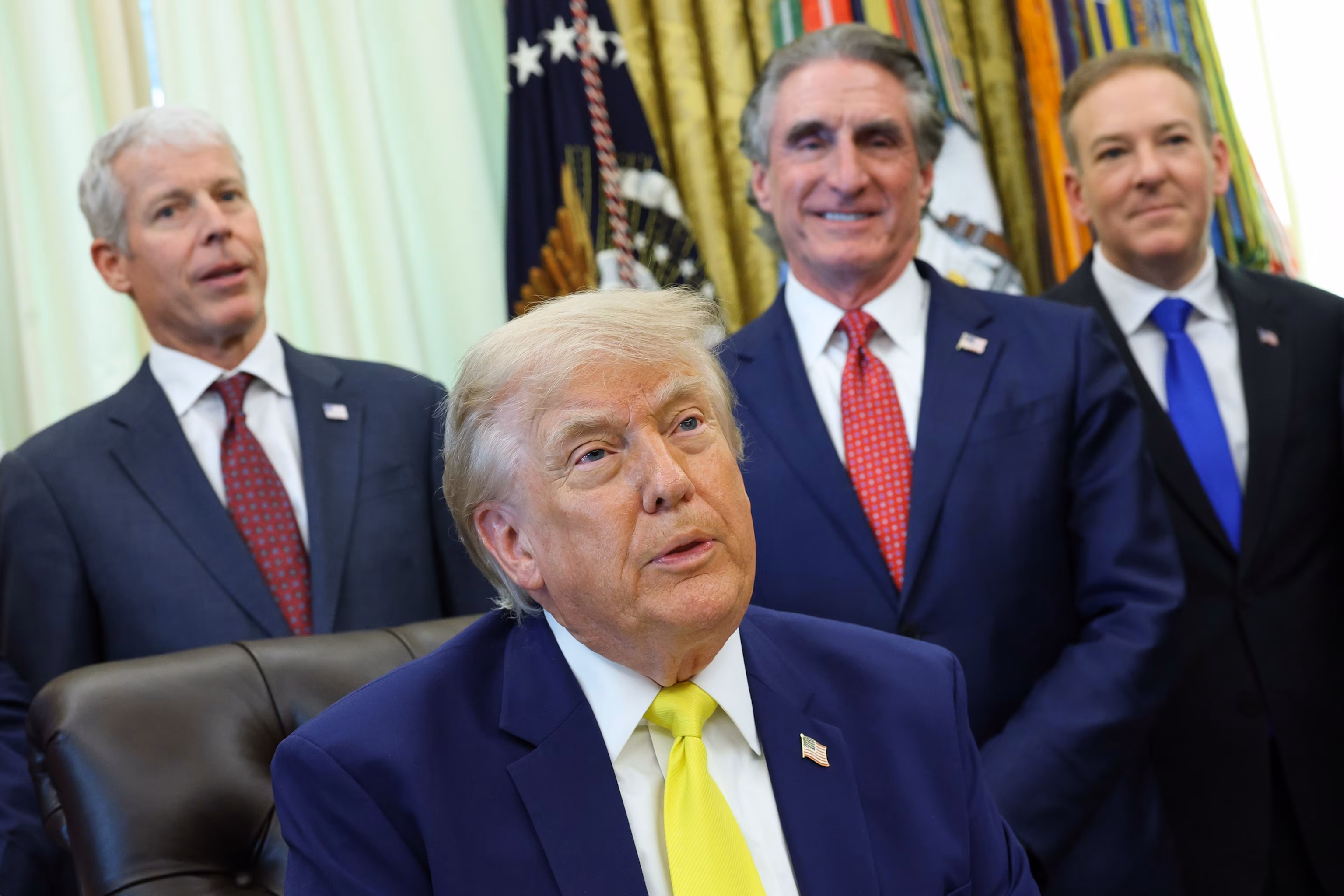 Trump reveals intentions to incorporate a 'promenade' at the Lincoln Memorial 6