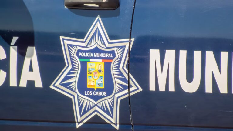 American visitor slain in shootout within Mexican resort town: Authorities 4