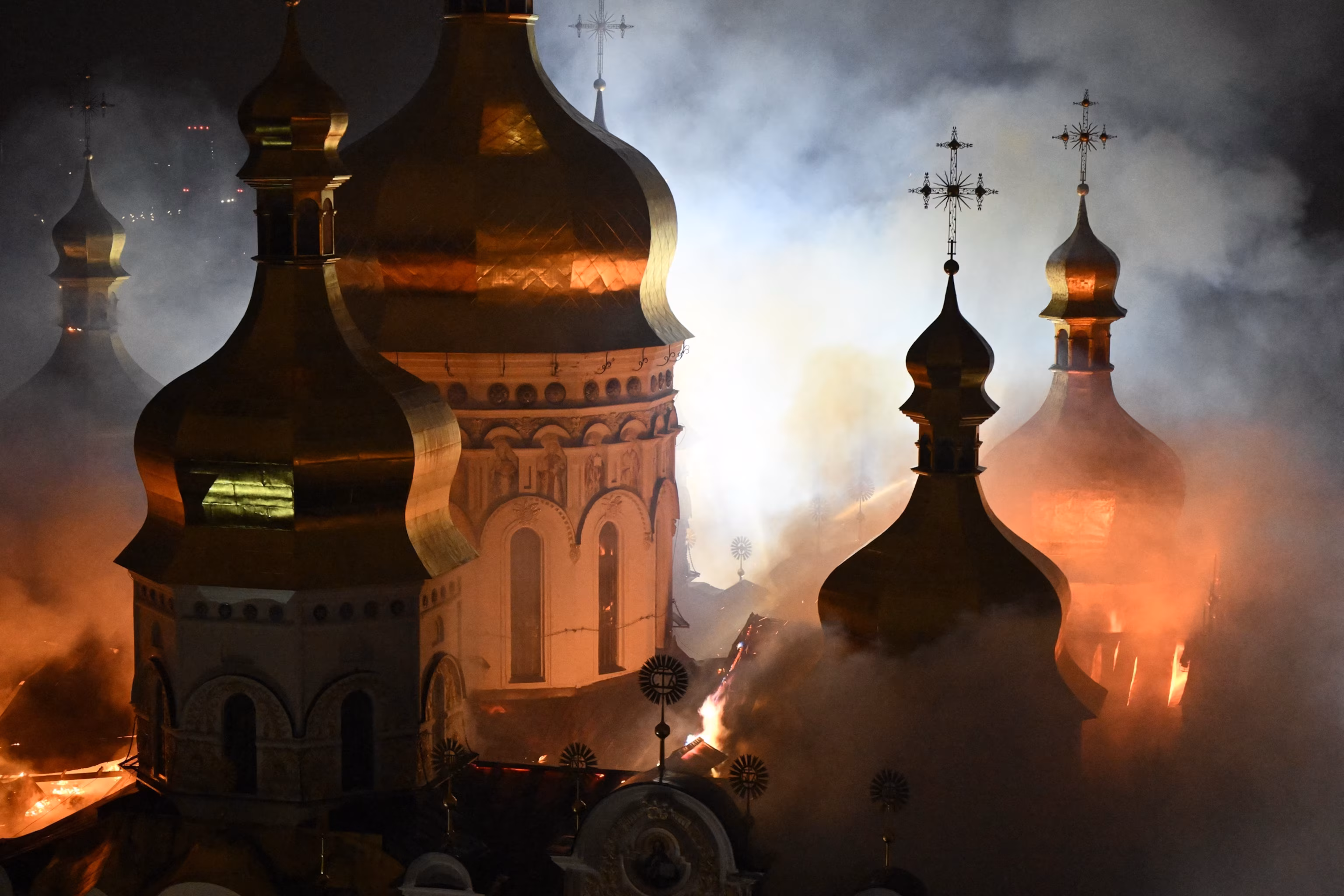 Russia launches drone and missile attacks on Kyiv, igniting a historic cathedral. 5
