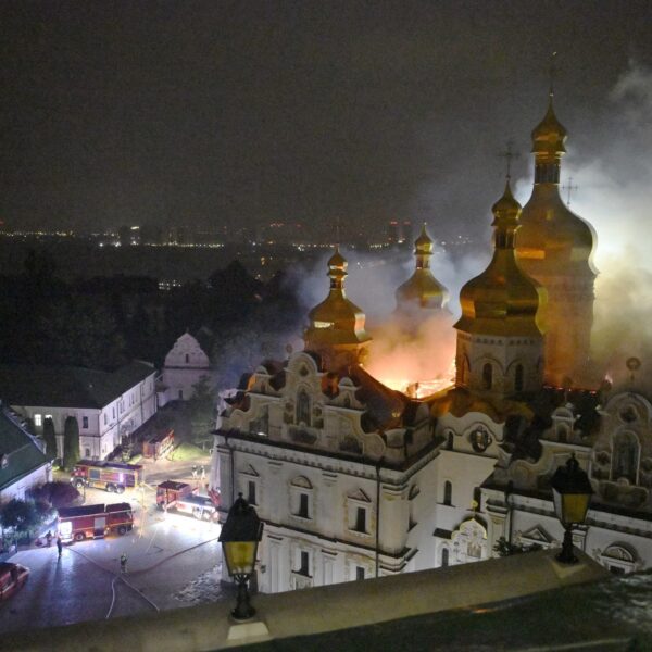 HOME 26 Russia launches drone and missile attacks on Kyiv, igniting a historic cathedral.