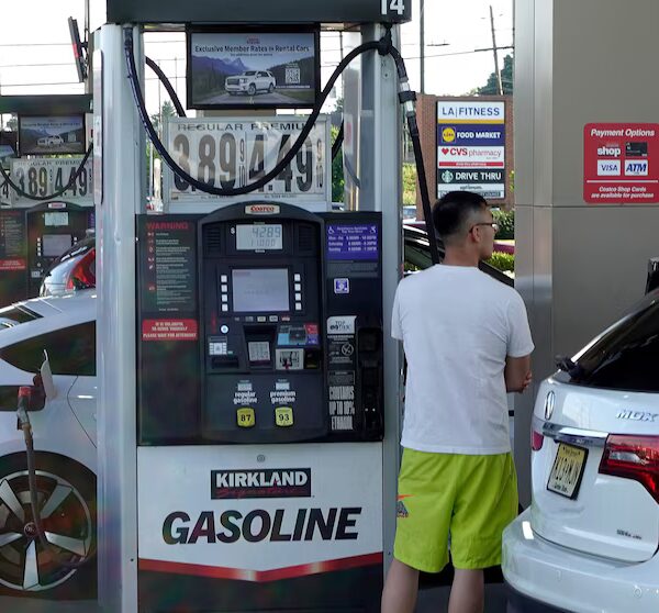 Will gas prices continue to drop? Experts share their thoughts