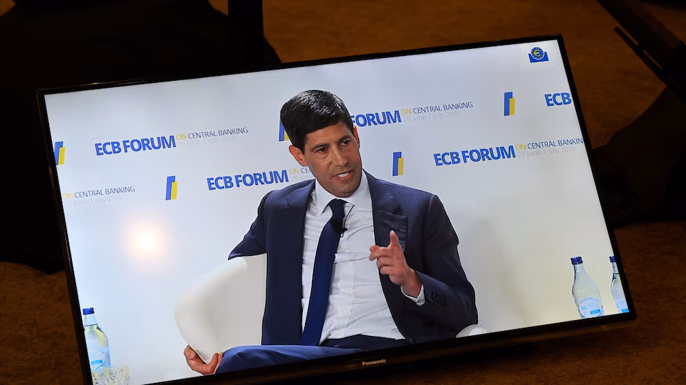 La Fed Chair Kevin Warsh ritiene che gli Stati Uniti saranno probabilmente i 'grandi vincitori' della corsa all'IA 3