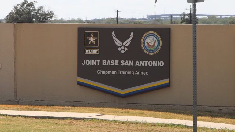 Ausbruch von Grippe bei Luftwaffe-Rekruten auf der Joint Base San Antonio nach Ende der obligatorischen Grippeimpfung durch Hegseth 9