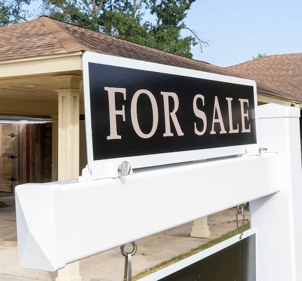 Mortgage interest rates decline to their lowest point since May