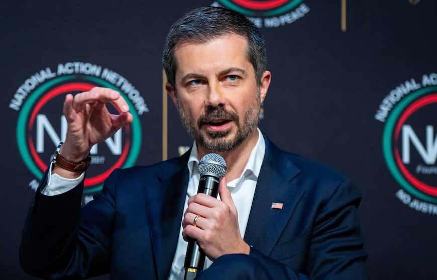 HOME 29 Pete Buttigieg und seine Kinder waren Ziel eines Swatting-Anrufs durch den Kinderschutzdienst:…