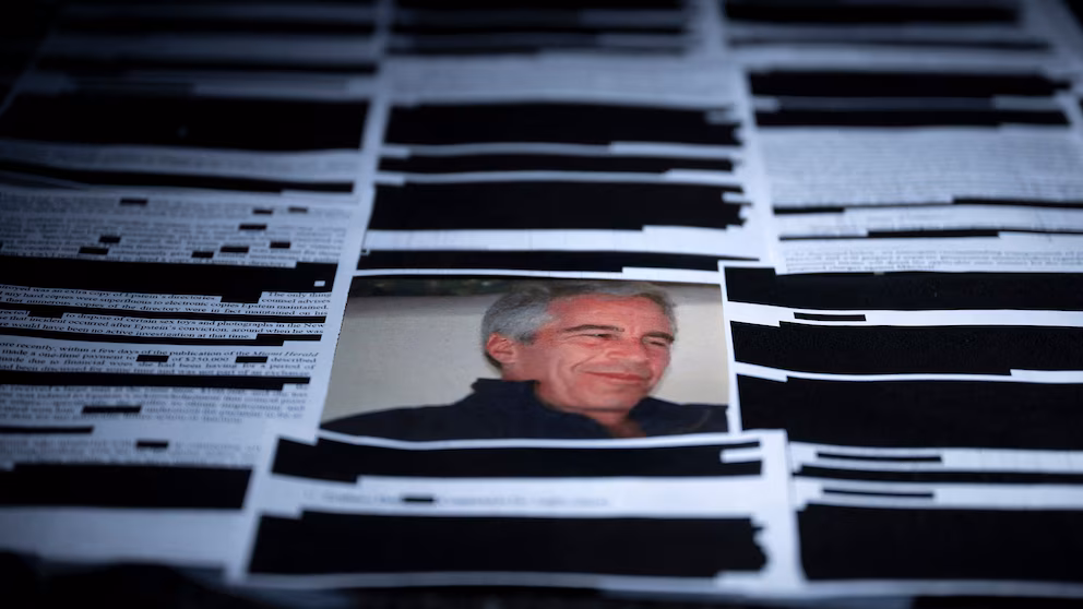 Richter ordnet an, dass das DOJ einige ungeschwärzte Epstein-Akten vorlegt 4 Richter ordnet an, dass das DOJ einige ungeschwärzte Epstein-Akten vorlegt 4