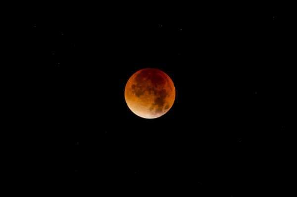 Watch: the longest "blood moon" lunar eclipse of the century