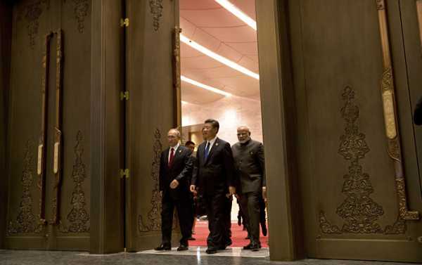 Hitting Where It Hurts: Why Russia, India and China Are Growing Non-Dollar Trade